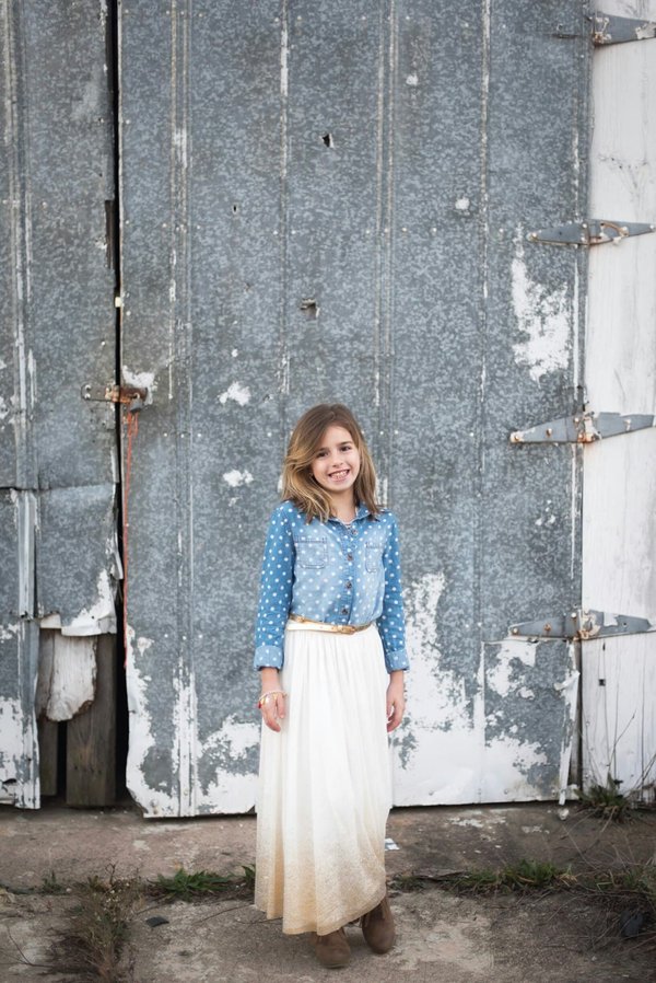 How to Pick a Chambray Shirt That's Professional Enough for Casual Fridays?